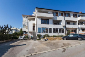 Apartments with a parking space Porec - 7012